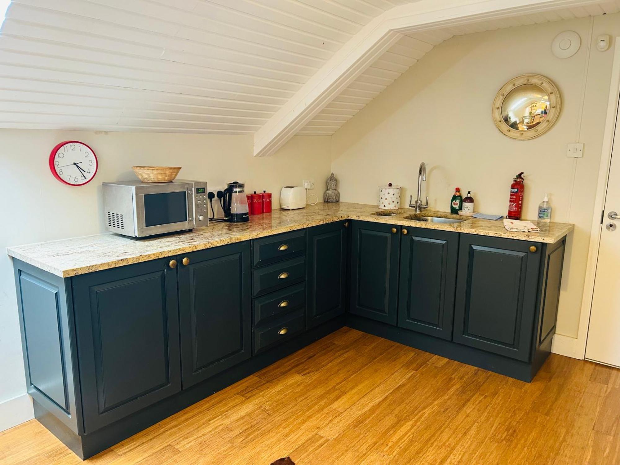 Glastonbury Festival En-Suite Studio With Kitchenette - 2 Miles To Site Ngoại thất bức ảnh